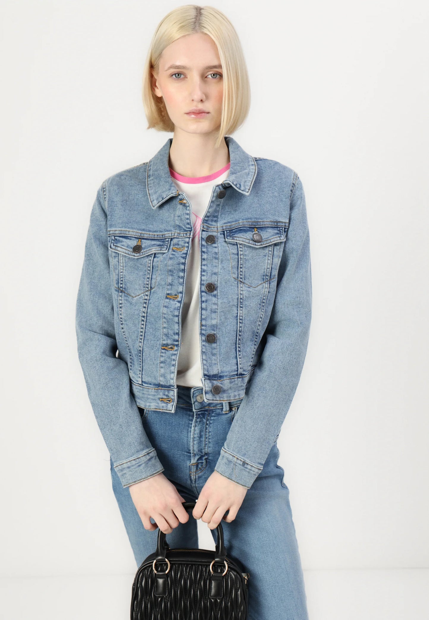 Noisy May - Debra jacket